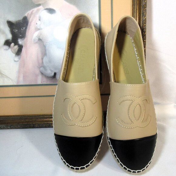 CHANEL ESPADRILLES EURO SIZE 40, US 9 or 9.5, NEARLY NEW BEIGE + BLACK SPAIN - Picture 1 of 10